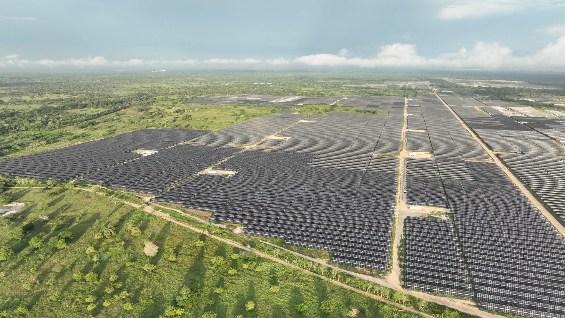 Junta de Enel autoriza construcción del nuevo parque solar en Colombia Construnoticias